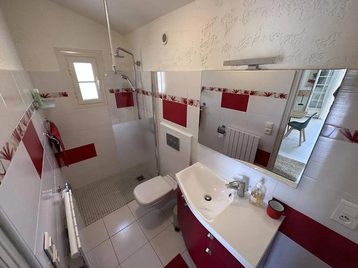 Villa 4 Etoiles Avec Piscine Privee, Climatisation Et Wi-Fi Aux Issambres - Fr-1-768-11 France